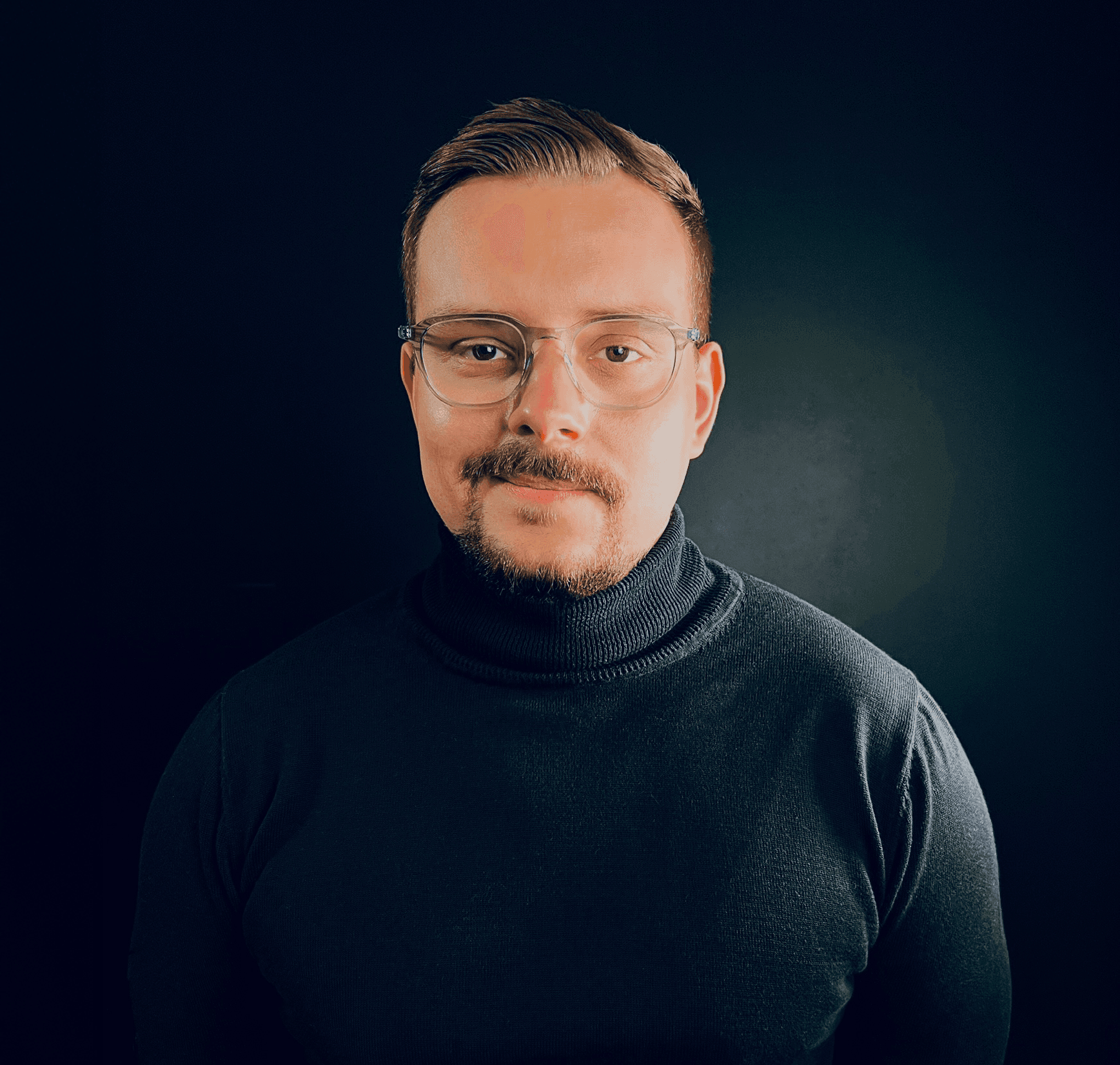 Daniel, Tech & Data creator on YouTube